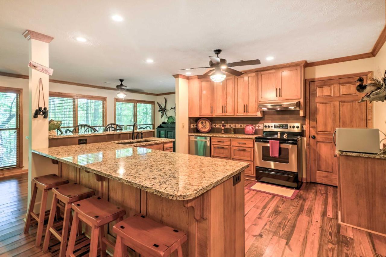 Whitewater Woods Waterfront West Point Lake Cabin With Private Dock! מראה חיצוני תמונה