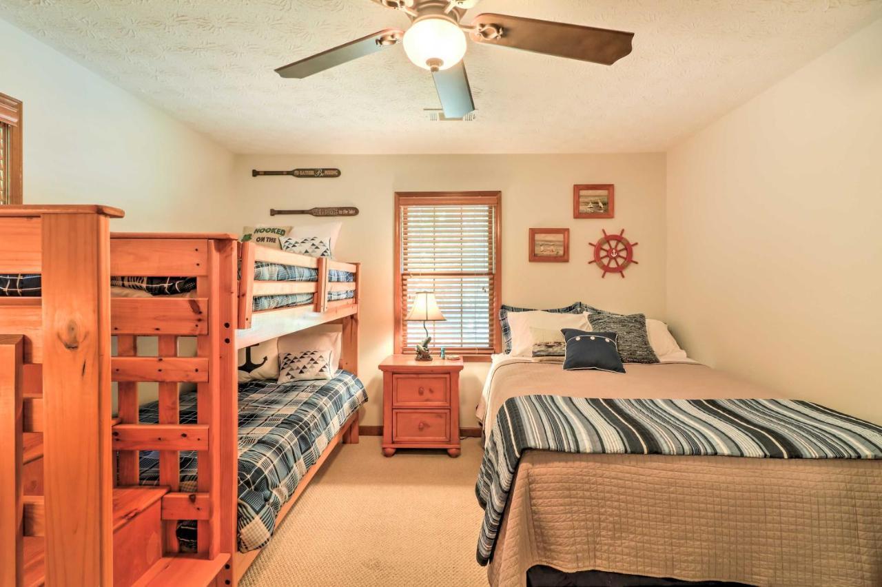 Whitewater Woods Waterfront West Point Lake Cabin With Private Dock! מראה חיצוני תמונה